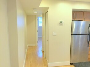 2600 Sherman Ave NW, Unit B-2 in Washington, DC - Foto de edificio - Building Photo