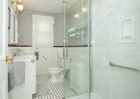 65 Roseclair St photo'