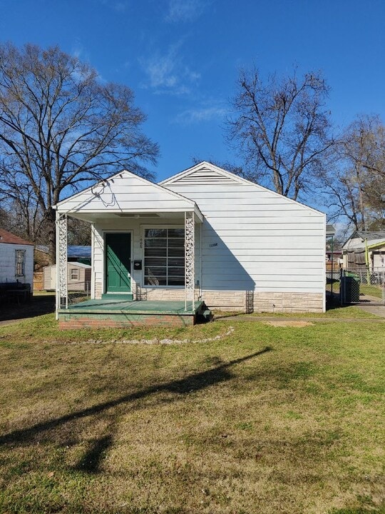 1608 Dale Dr in Montgomery, AL - Building Photo