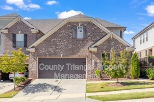 728 Lampwick Ln in Cary, NC - Building Photo