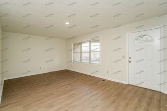 645 Sunset Dr in Claremore, OK - Building Photo - Building Photo