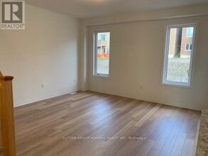 118 Casserley Cres in New Tecumseth, ON - Building Photo - Building Photo