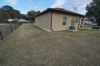 2151 NW 7th St in Ocala, FL - Building Photo - Building Photo