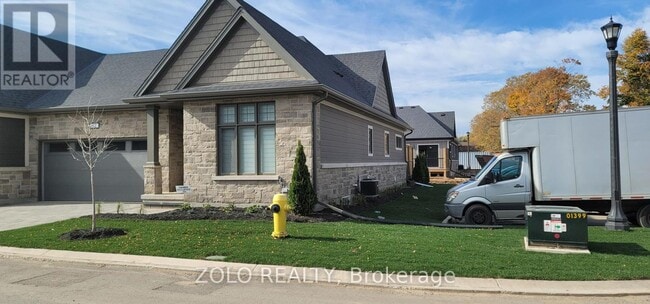 property at 154-154 Port Robinson Rd