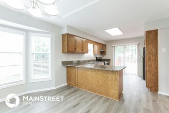 406 S Huntington Dr in Greenwood, MO - Building Photo - Building Photo