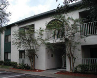 Trailwoods Condominiums in Port Orange, FL - Foto de edificio - Building Photo