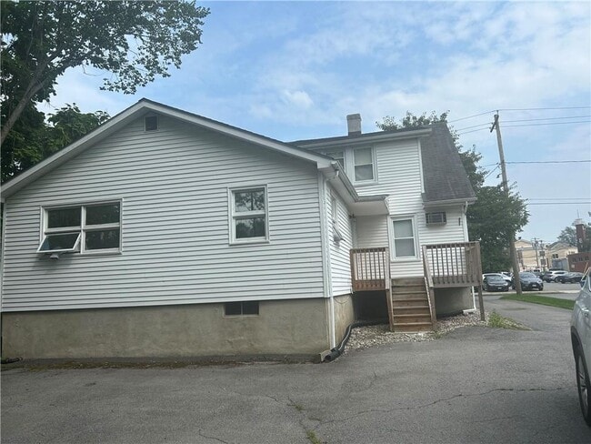 55 St John St in Goshen, NY - Building Photo - Building Photo