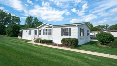 Maple Brook in Matteson, IL - Building Photo - Building Photo