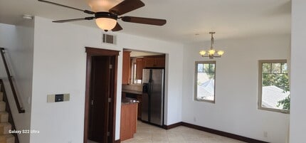 828 E Thompson Blvd in Ventura, CA - Building Photo - Building Photo