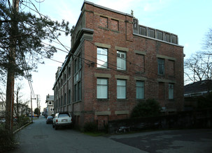 1856 Vine St in Vancouver, BC - Building Photo - Building Photo