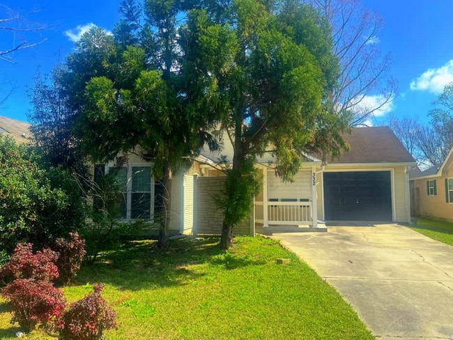 property at 332 Sawgrass Dr