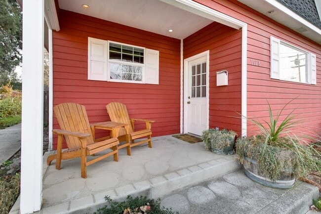 1128 Hobson St in Walla Walla, WA - Building Photo - Building Photo