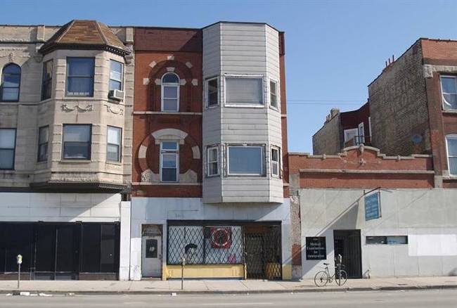 2716 W North Ave in Chicago, IL - Building Photo - Building Photo