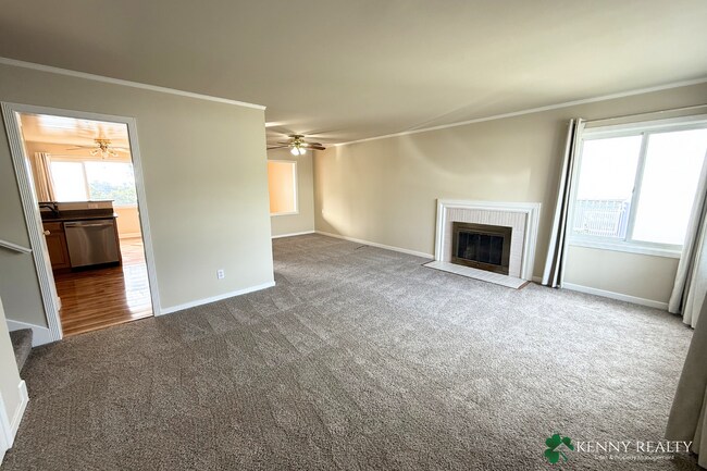 225 Alta Mesa Dr in South San Francisco, CA - Building Photo - Building Photo