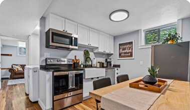 444 N Oakley St in Salt Lake City, UT - Building Photo - Building Photo