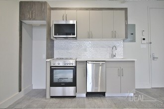 277 Linden St-Unit -2C in Brooklyn, NY - Building Photo - Building Photo