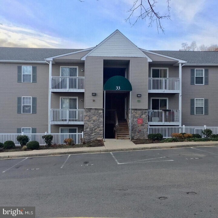 33 Fern Oak Cir in Stafford, VA - Building Photo