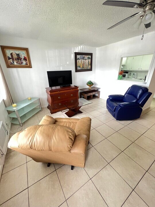164 Northampton I in West Palm Beach, FL - Building Photo