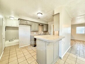 10200 N Military Ave in Oklahoma City, OK - Building Photo - Building Photo