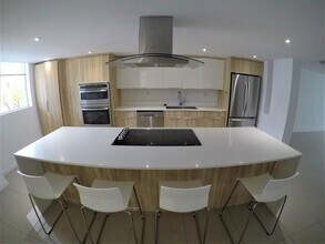 10230 Collins Ave, Unit 208 in Bal Harbour, FL - Building Photo - Building Photo