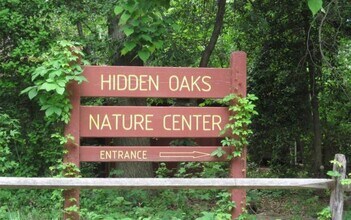 3722 Mount Airey Ln in Annandale, VA - Foto de edificio - Building Photo