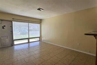4330 Tahitian Gardens Cir in Holiday, FL - Building Photo - Building Photo