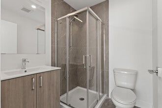 Quartier One West in Pointe-claire, QC - Building Photo - Building Photo