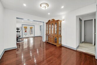 6423 N Seeley Ave in Chicago, IL - Building Photo - Building Photo