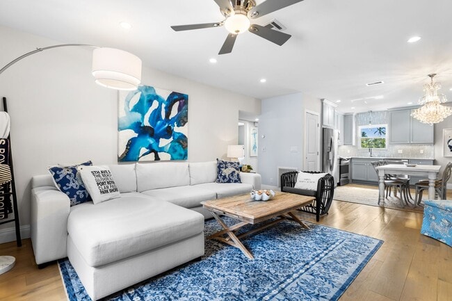 940 3rd St S in Naples, FL - Building Photo - Building Photo