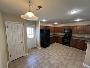 1221 Briar Rose Ln in Ladson, SC - Building Photo - Building Photo