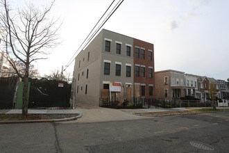 1159 Oates St NE in Washington, DC - Building Photo - Building Photo