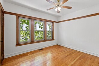 3546 N Bosworth Ave, Unit 1 in Chicago, IL - Building Photo - Building Photo