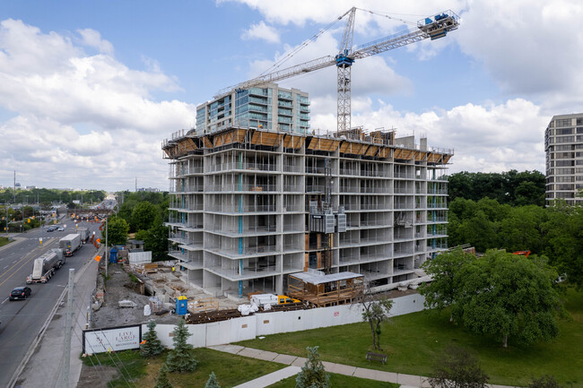 S2 Stonebrook in Mississauga, ON - Building Photo - Building Photo