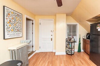 1654 W Melrose St in Chicago, IL - Building Photo - Building Photo