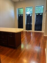 521 N Racine Ave, Unit 1 in Chicago, IL - Building Photo - Building Photo
