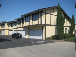 Laurel Townhome Apartments in Lompoc, CA - Building Photo - Building Photo