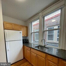 641 Bainbridge St in Philadelphia, PA - Building Photo - Building Photo