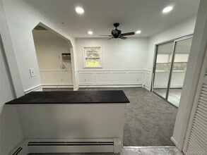 487 N Elting Corners Rd in Highland, NY - Building Photo - Building Photo