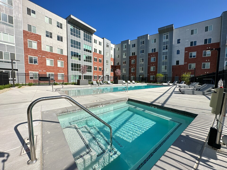 Canyon Vista in Draper, UT - Foto de edificio