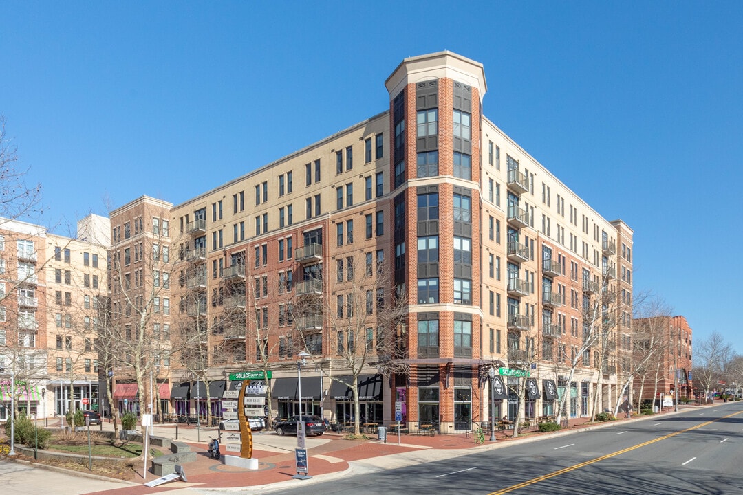 The Spectrum in Falls Church, VA - Building Photo