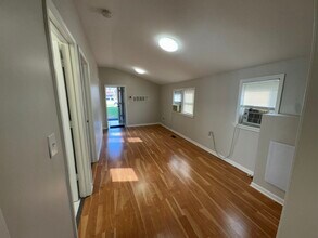 1461 W 114th Pl in Chicago, IL - Building Photo - Building Photo