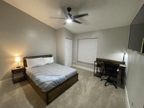 9303 4th Ave in Orlando, FL - Building Photo - Building Photo