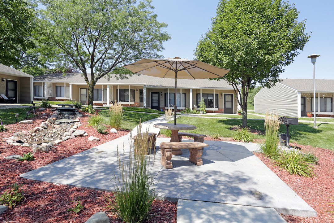 Ridgewood Heights Apartments in Omaha, NE - Building Photo