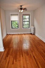 1316 W Waveland Ave, Unit 2 in Chicago, IL - Building Photo - Building Photo