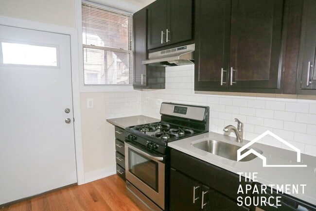 property at 5115 N Winchester Ave