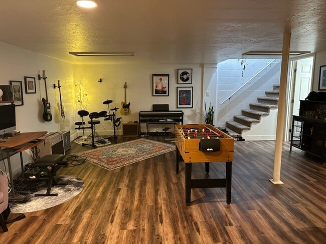 143 E Riviera Dr in Tempe, AZ - Foto de edificio - Building Photo