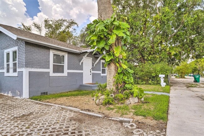 1920 NW 47th St in Miami, FL - Building Photo - Building Photo
