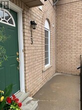 80 Strathaven Dr in Mississauga, ON - Building Photo - Building Photo