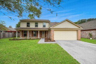 11318 Willow Field Dr in Cypress, TX - Building Photo