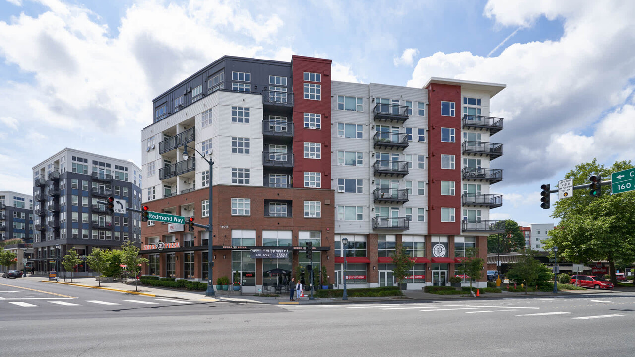 red160 in Redmond, WA - Foto de edificio